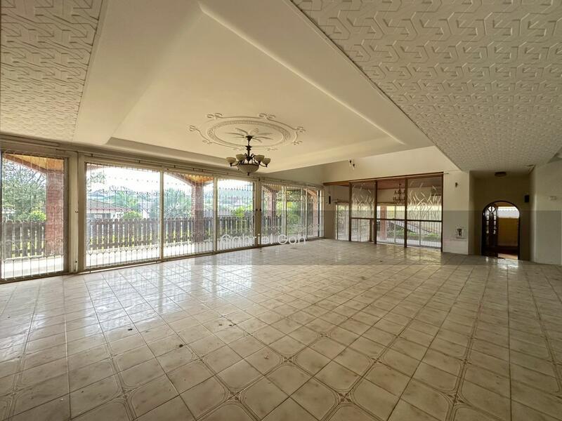 Taman Hillview - 2