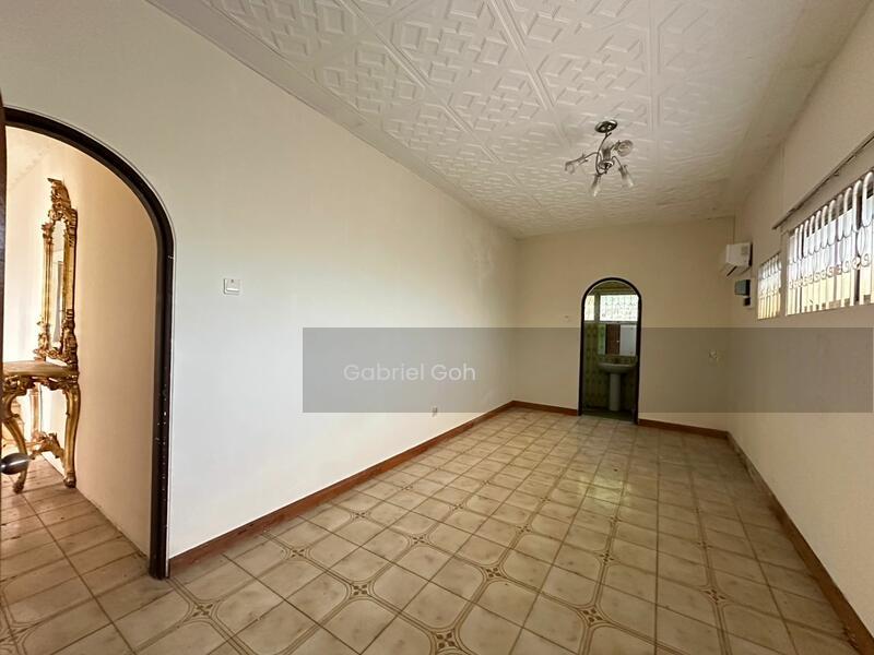 Taman Hillview - 4