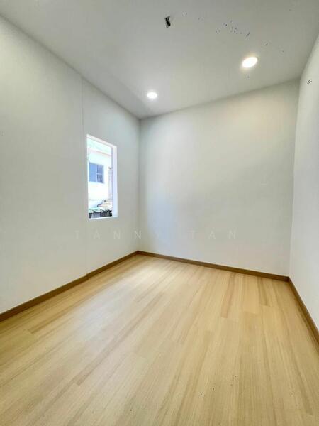 Bukit Kempa Bukit Kempa Bukits Kempas - 3