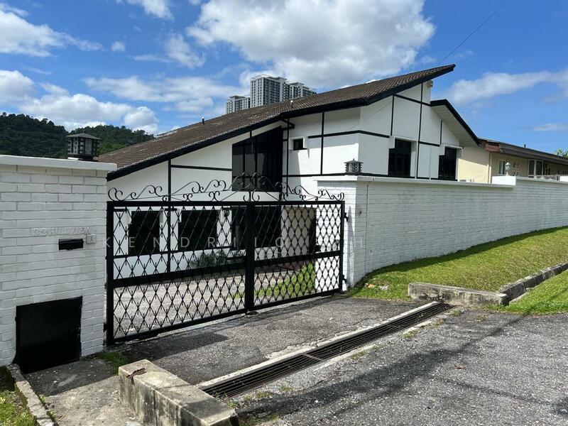 Taman Hillview - 5