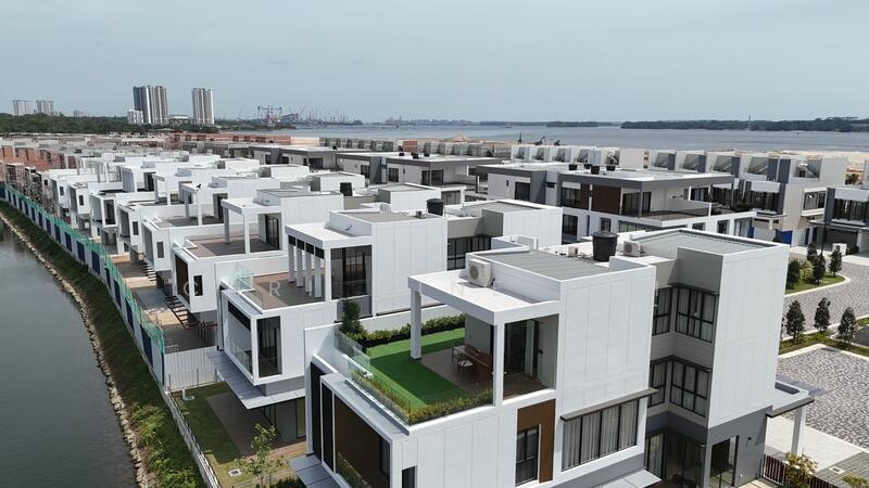 Senibong Cove Isola Coast - 3