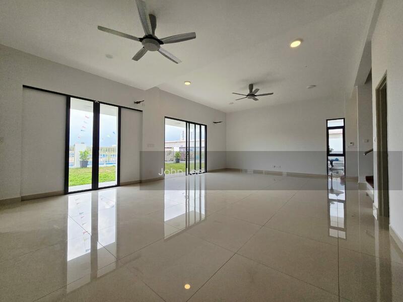 Lakeside Residences - 5