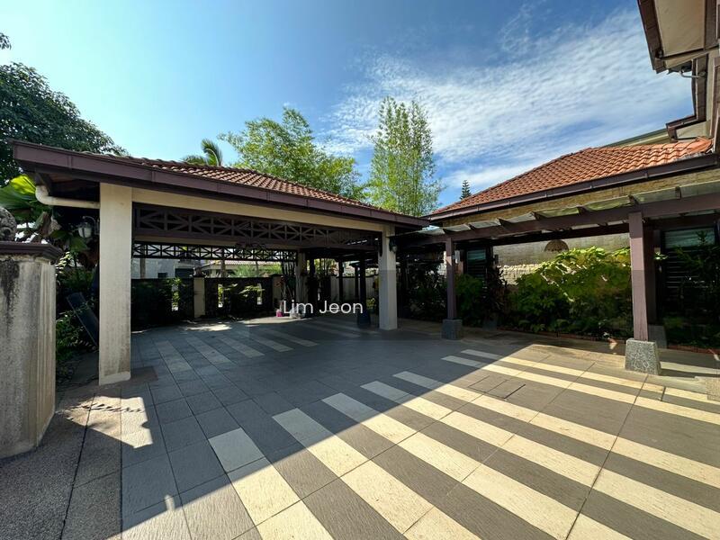 Ambang Botanic 1 - 2