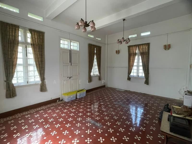 Georgetown 2 storey Bungalow Landed - 1