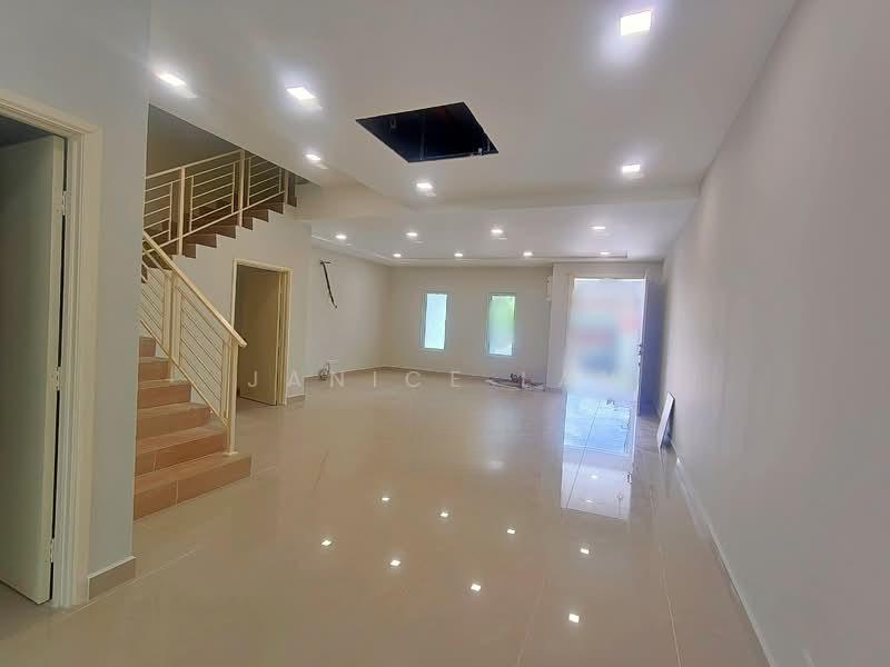 Bandar Baru Sri Petaling - 1