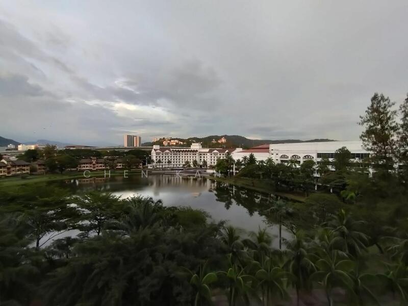 Impiana On The Waterfront Condominium - 4