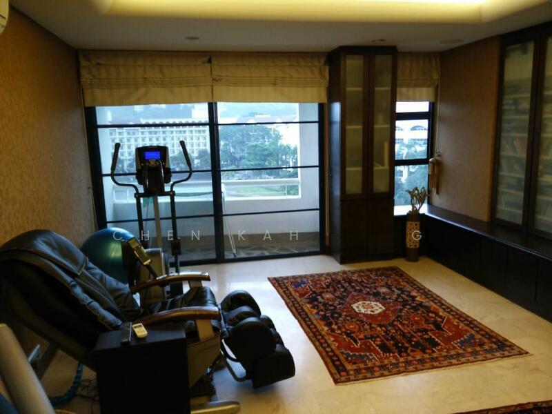 Impiana On The Waterfront Condominium - 3