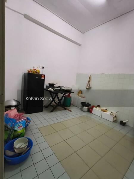 Pangsapuri Bayan Permai - 4