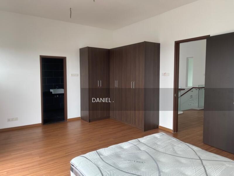 Ridgeview Residences - 5