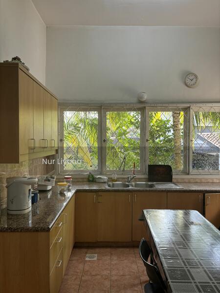 Ukay Heights Bungalow - 5