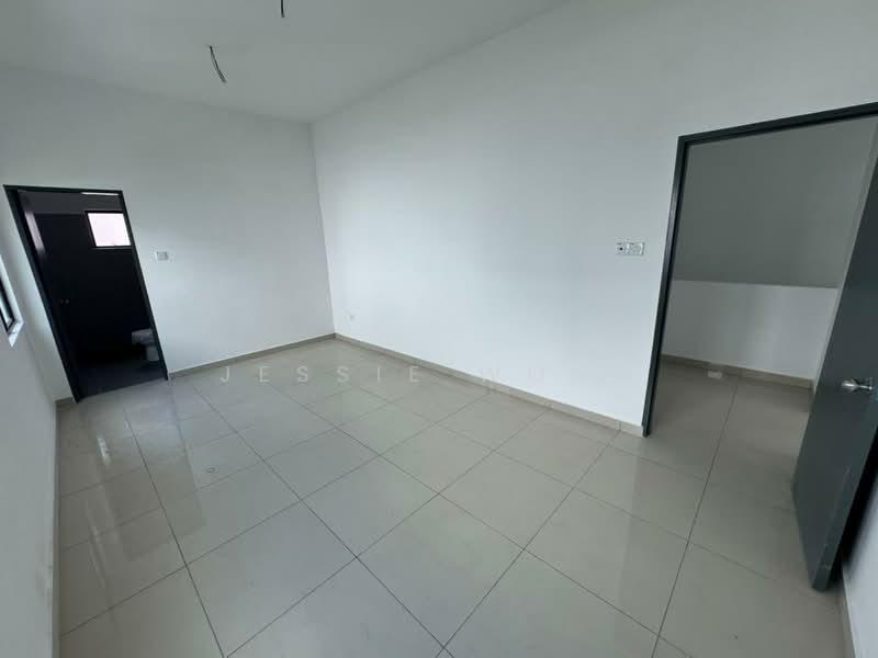 Taman Scientex Rawang - 3