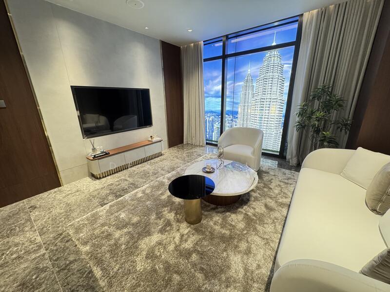 CloutHaus Residences - 5