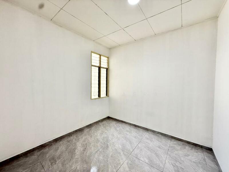 Banting NEAR SURAU Single Storey House Bandar Mahkota Banting - 4