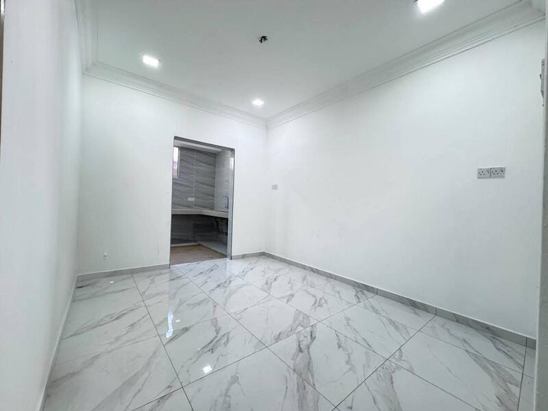 Taman Song Choon Single Storey Corner House For Sale Ipoh Perak - 5