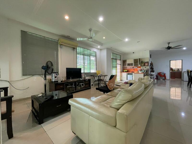 Corner Semi D Sungai Ara , 4640sqft Full Reno - 1