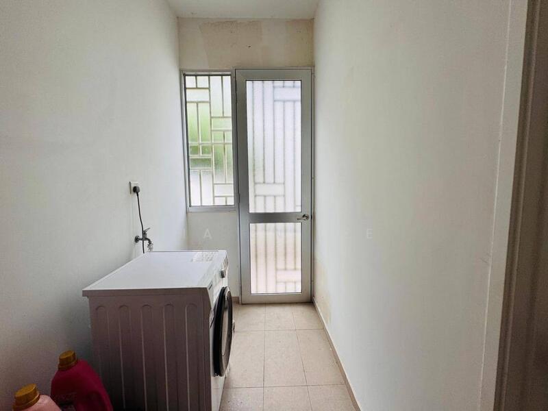 Garden Villas, Bukit Indah - 3