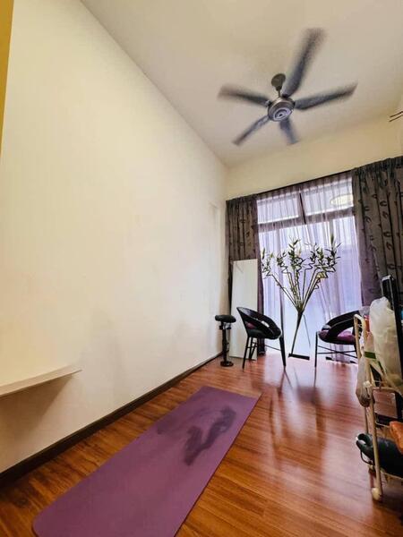 Garden Villas, Bukit Indah - 4