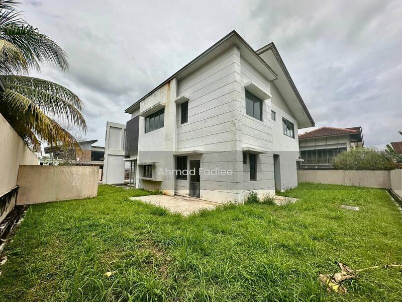 Banyan Close - 4