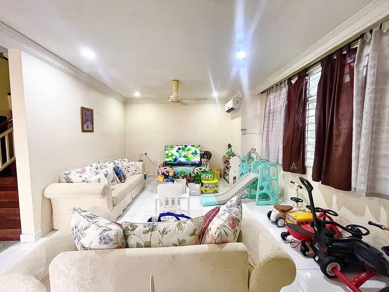 Perdana Lakeview East - 2