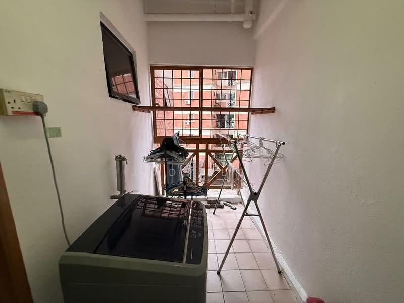 Cypress Condominium - 5