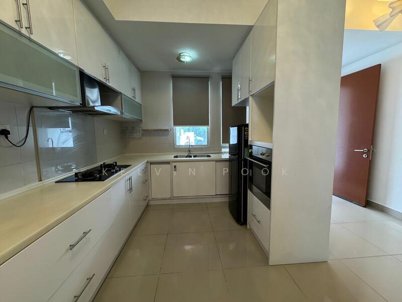 Cascadia Lake Vista - 2