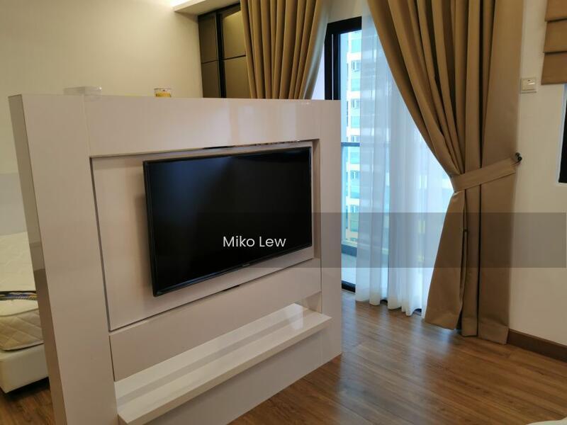 Symphony Tower (Menara Simfoni) - 1