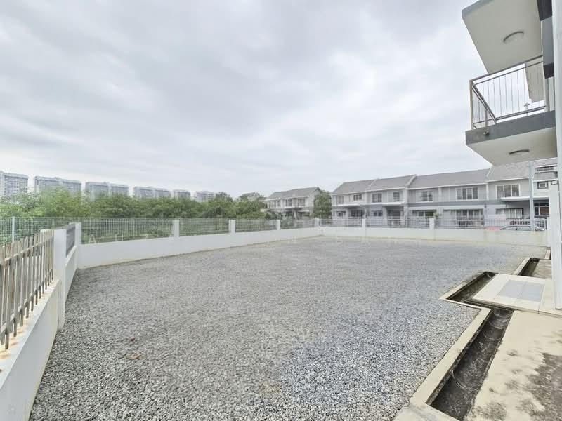 Laurel @ Laman View - 1