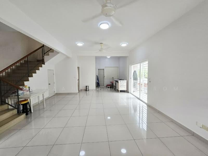 Laurel @ Laman View - 5