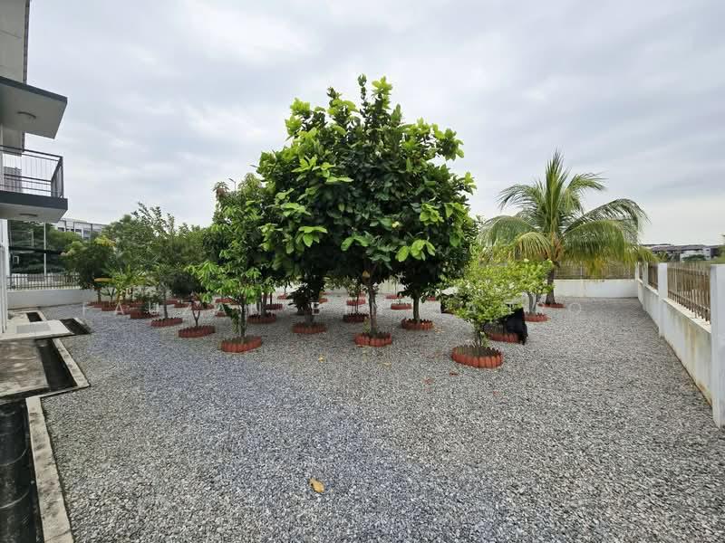 Laurel @ Laman View - 4