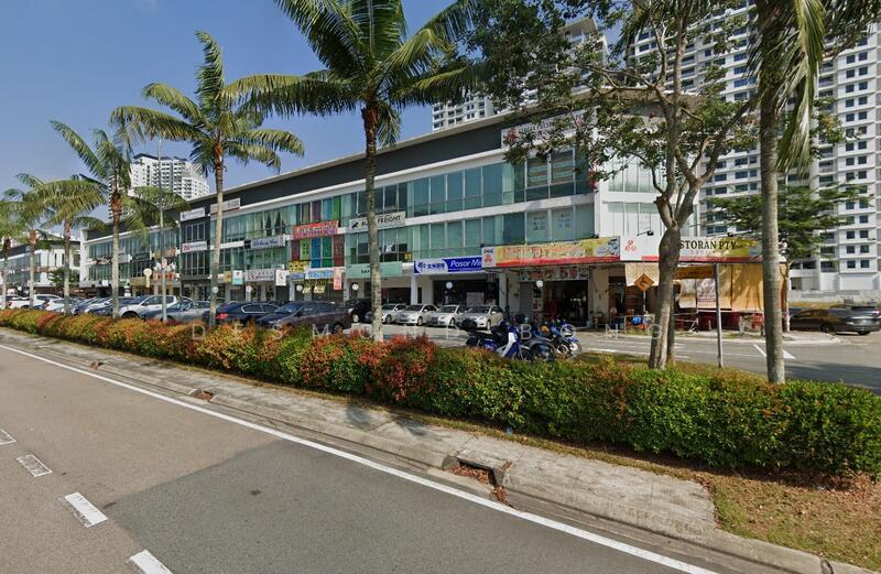Setia Tropika 3 storey shop facing main road - 4