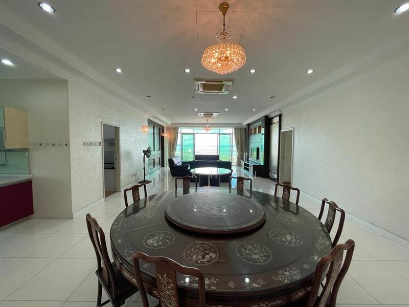 Gurney Palace - 2