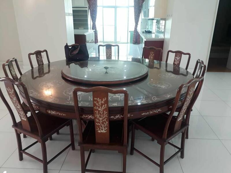 Gurney Palace - 4