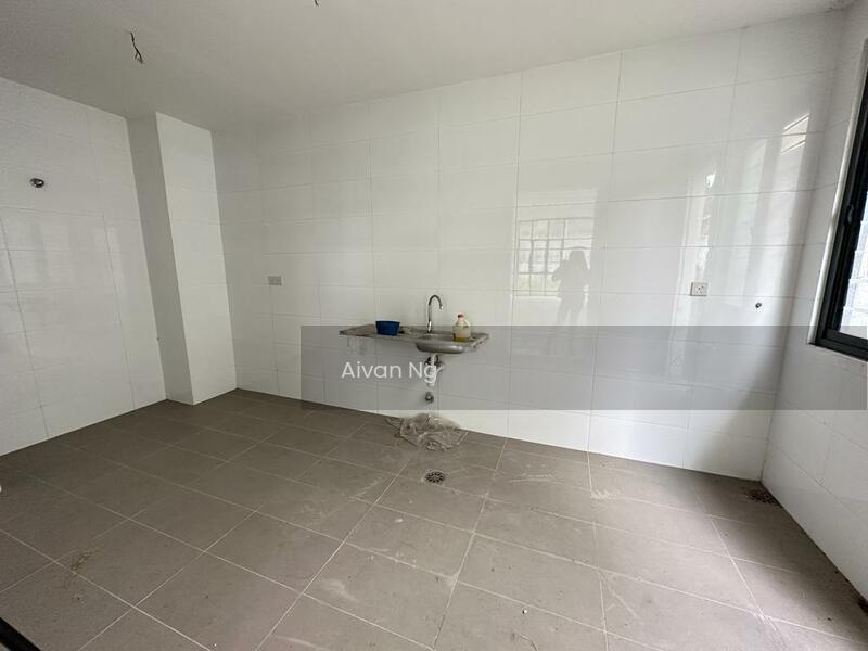 Twin Palms @ Sungai Long - 2