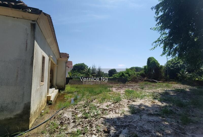 Pantai Sepang Putra - 5