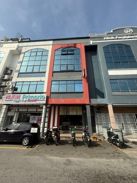 Four Storey intermediate unit shop office @ Pandan Malim - 1