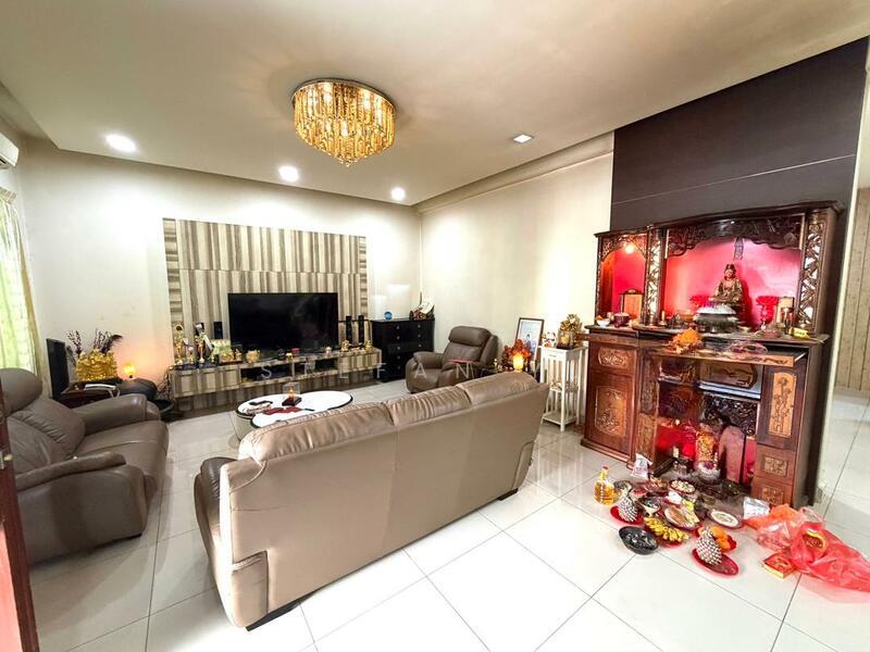 Jalan Duta Taman Nusa Duta,lskandar Puteri, Johor / Double Storey Semi D - 5