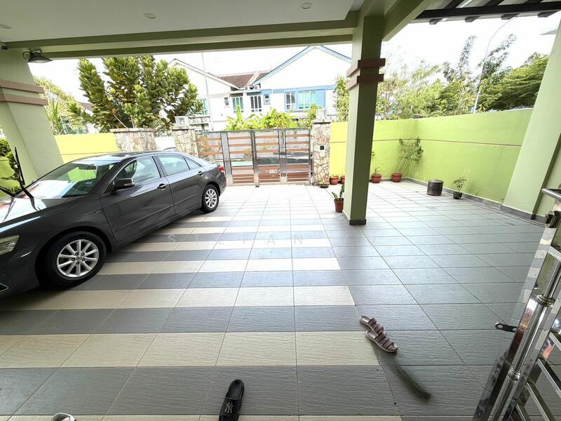 Jalan Duta Taman Nusa Duta,lskandar Puteri, Johor / Double Storey Semi D - 2