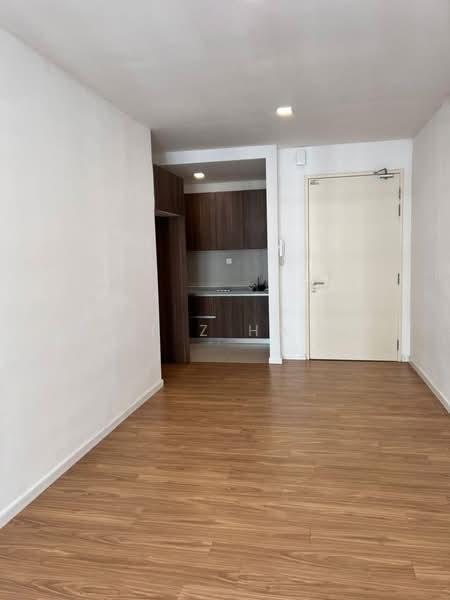 Lakefront Residence - 2
