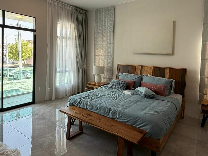 Taman Shatin - 2