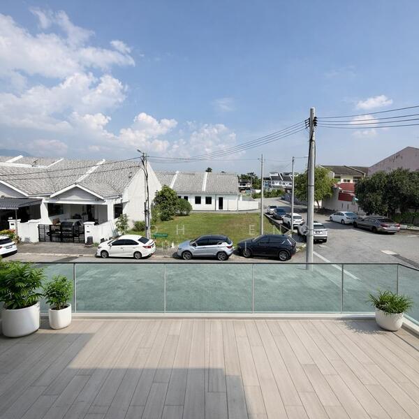 Taman Shatin - 4
