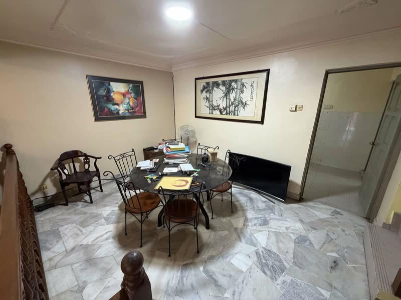 Bandar Menjalara - 3