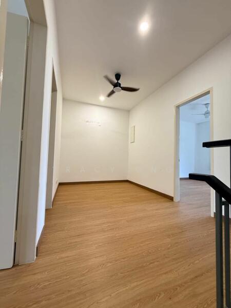 2-storey Terrace House at Eco Summer - 4