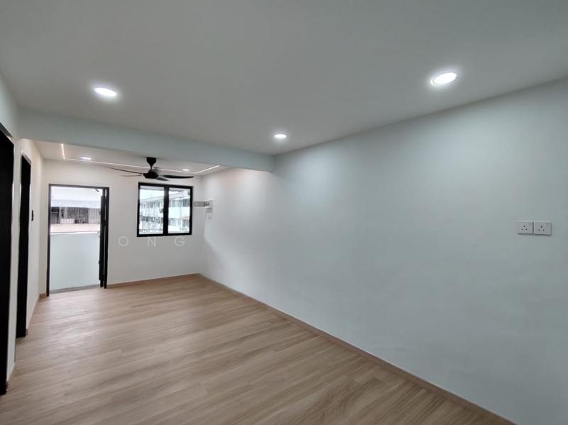 Flat Taman Ungku Tun Aminah - 5