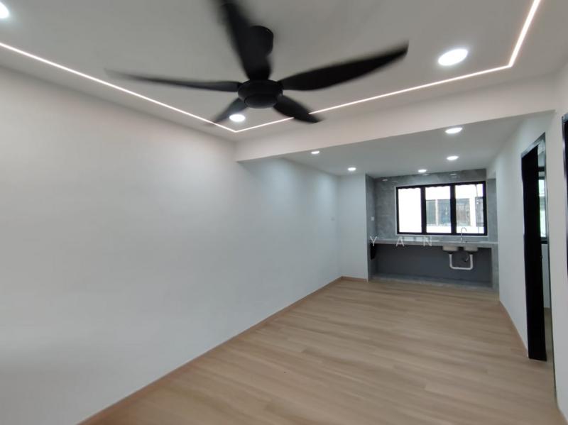 Flat Taman Ungku Tun Aminah - 4