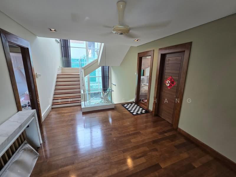 Country Heights Damansara - 3