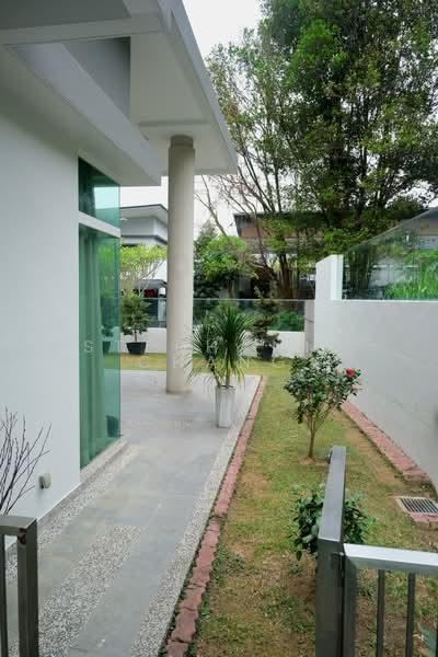 Country Heights Damansara - 4