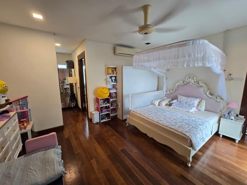Country Heights Damansara - 5