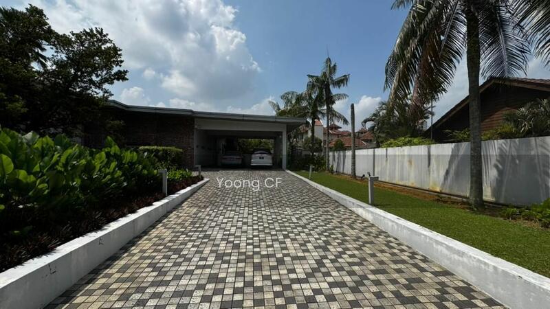 Bungalow at Taman Duta - 4