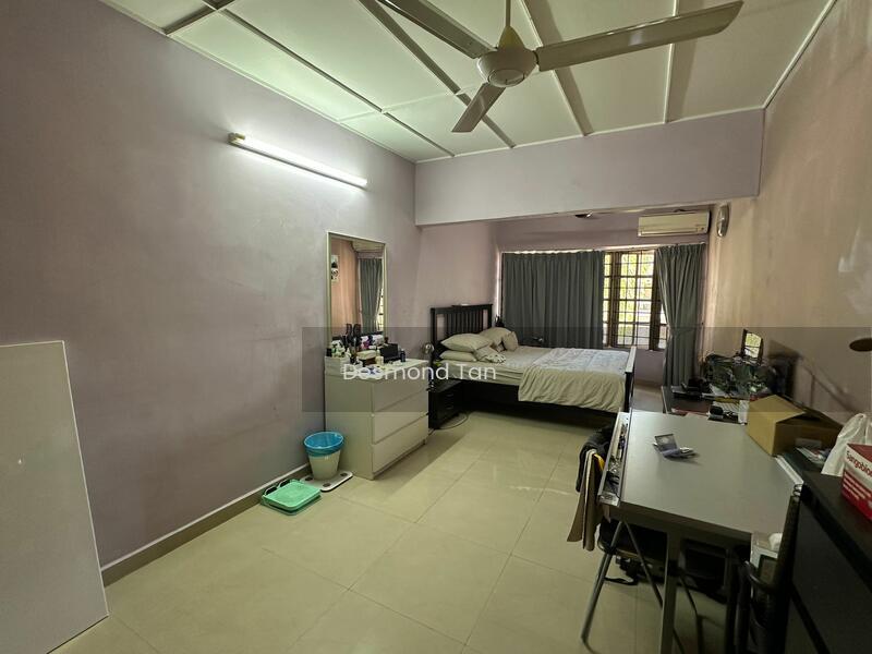 Terrace house at SS2 - 5