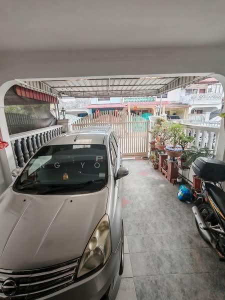 Rumah Pangsa Permas Jaya - 2